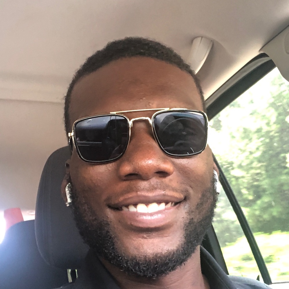 Meet your Posher, Devante